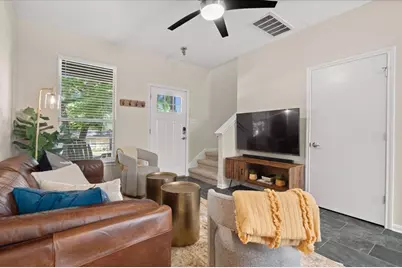 4806 Mendoza Drive, Austin, TX 78721 - Photo 7