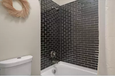 4806 Mendoza Drive, Austin, TX 78721 - Photo 19