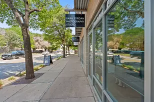 1601 E Cesar Chavez St, Austin, TX 78702 - Photo 1
