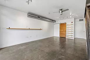 1601 E Cesar Chavez St, Austin, TX 78702 - Photo 3