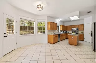 217 Sailors Run, Lakeway, TX 78734 - Photo 17