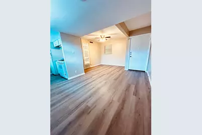 4410 Avenue F #205, Austin, TX 78751 - Photo 7