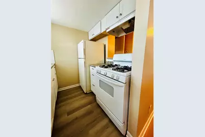 4410 Avenue F #205, Austin, TX 78751 - Photo 11
