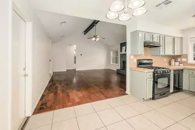 706 Milton Cove, Leander, TX 78641 - Photo 11