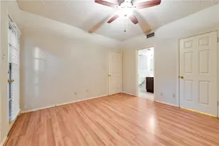 706 W 22nd St, Austin, TX 78705 - Photo 9