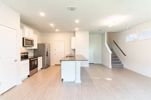 605 W South St, Leander, TX 78641 - Photo 3