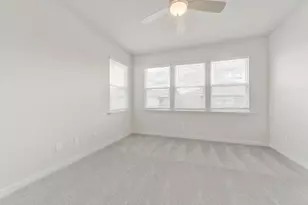 605 W South St, Leander, TX 78641 - Photo 7