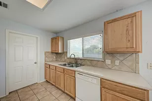 1201 Sheltie Ln, Round Rock, TX 78664 - Photo 15