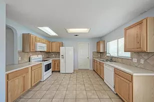 1201 Sheltie Ln, Round Rock, TX 78664 - Photo 13