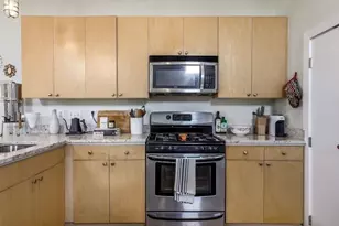 1601 E 5th St, Austin, TX 78702 - Photo 5