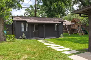 2902 Skylark Dr, Austin, TX 78757 - Photo 25