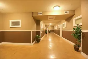 910 W 25th St, Austin, TX 78705 - Photo 25