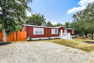 1017 Rosewood Dr, Dale, TX 78616 - Photo 3