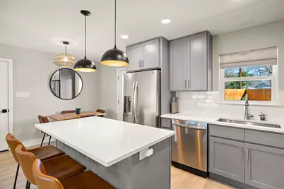 8001 Camden Drive, Austin, TX 78757 - Photo 9