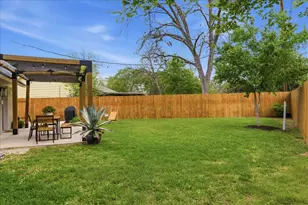 8001 Camden Dr, Austin, TX 78757 - Photo 23
