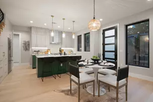 1401 E 3rd St, Austin, TX 78702 - Photo 33