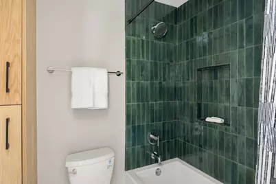 1401 E 3rd Street #1, Austin, TX 78702 - Photo 23