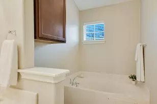 1310 W Parmer Ln, Austin, TX 78727 - Photo 19