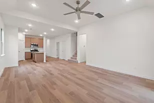 1012 Universal Dr, Hutto, TX 78634 - Photo 17