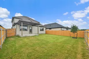 1012 Universal Dr, Hutto, TX 78634 - Photo 31