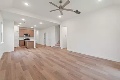 1012 Universal Drive, Hutto, TX 78634 - Photo 9