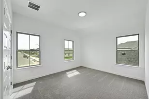 1012 Universal Dr, Hutto, TX 78634 - Photo 23