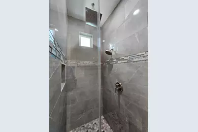 169 Chickasaw, Smithville, TX 78957 - Photo 11