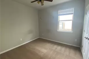 430 Twisted Oaks Ln, Buda, TX 78610 - Photo 9