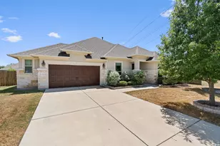1205 Knowles Dr, Hutto, TX 78634 - Photo 3