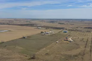 735 County Road 304, Jarrell, TX 76537 - Photo 39