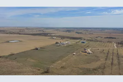 735 County Road 304, Jarrell, TX 76537 - Photo 39