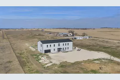 735 County Road 304, Jarrell, TX 76537 - Photo 35