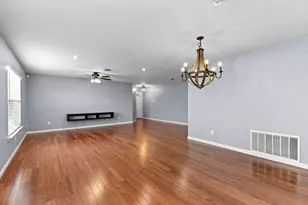 215 Sunny Brook Dr, Leander, TX 78641 - Photo 11