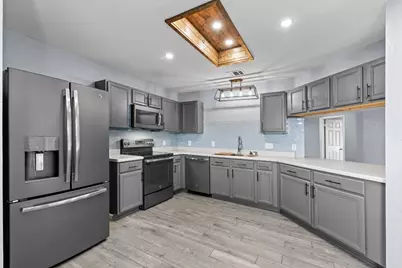 215 Sunny Brook Drive, Leander, TX 78641 - Photo 21