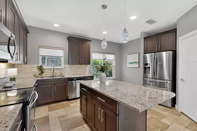 9202 Amberwood Cove, Austin, TX 78759 - Photo 11