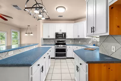 913 County Road 220, Florence, TX 76527 - Photo 5
