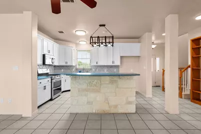 913 County Road 220, Florence, TX 76527 - Photo 3