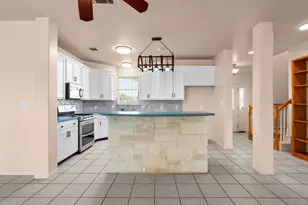 913 Co Rd 220, Florence, TX 76527 - Photo 3