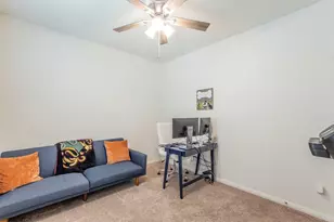 298 Shiro Dr, Kyle, TX 78640 - Photo 17