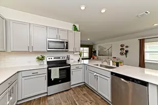 219 James River Dr, Hutto, TX 78634 - Photo 13