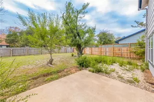 3901 Skipton Dr, Austin, TX 78727 - Photo 19
