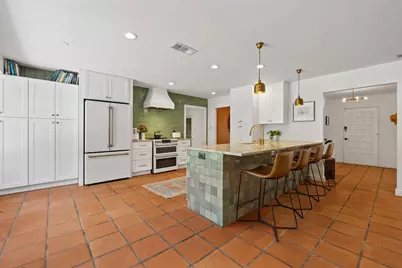 6206 Highland Hills Drive, Austin, TX 78731 - Photo 11