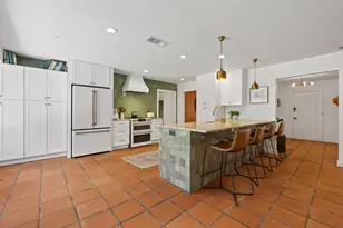 6206 Highland Hills Dr, Austin, TX 78731 - Photo 11