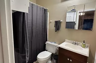 2414 Longview St, Austin, TX 78705 - Photo 11