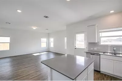 140 Joe Kidd Lane, Jarrell, TX 76537 - Photo 11