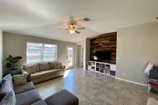 149 Red Sun Dr, Kyle, TX 78640 - Photo 7