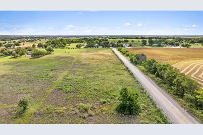 1920 County Road 130, Hutto, TX 78634 - Photo 7
