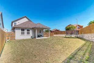 101 Breccia Trl, Liberty Hill, TX 78642 - Photo 23