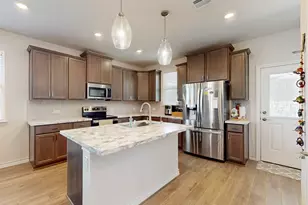 101 Breccia Trl, Liberty Hill, TX 78642 - Photo 7
