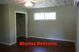 1808 Wildrose Dr, Austin, TX 78721 - Photo 5